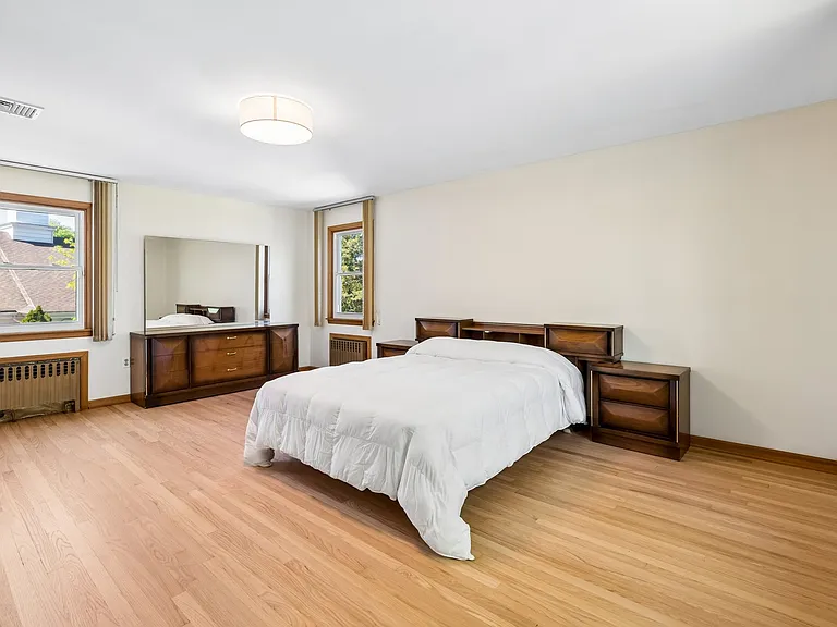 186 W Northfield Rd — Photo 19