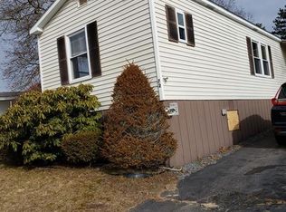 72 Pinehurst Dr, Plymouth, MA 02360