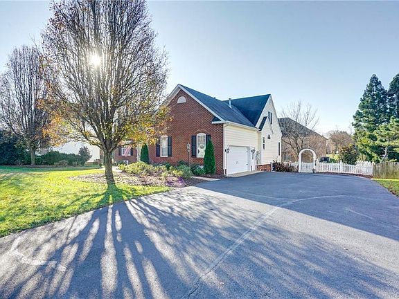 4th image of 8711 Kiblercrest Dr