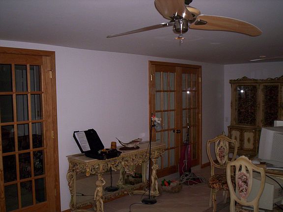 3rd image of 2500 Cypress Ln