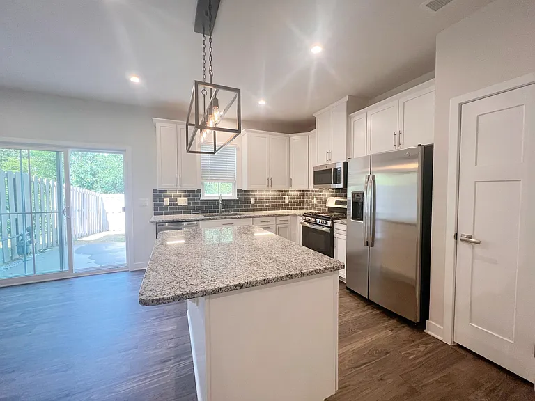 131 Lilywood Ct — Photo 6