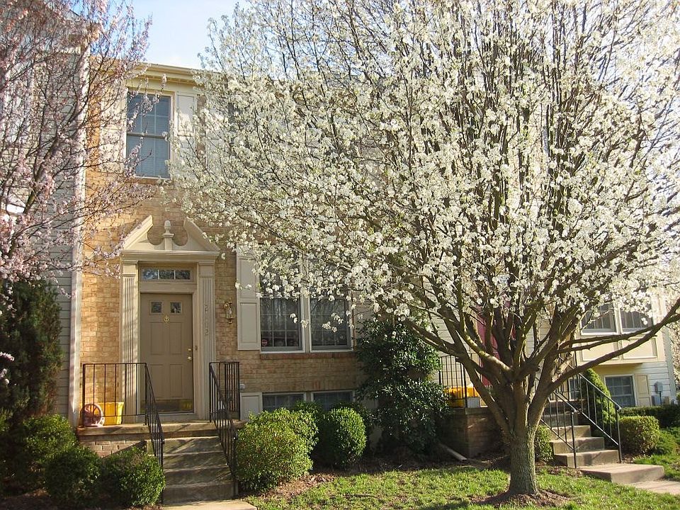 Brick Front, 2 reserved parking spaces, plenty of guest parking