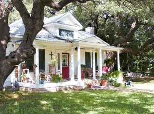 1306 W Brown St, San Saba, TX 76877