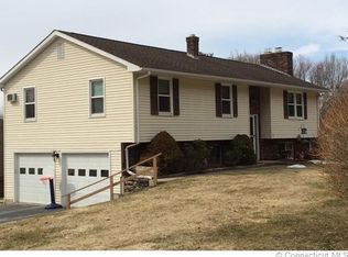 17 Charlton Ave, Killingly, CT 06241