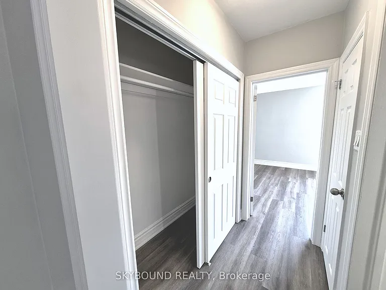 308 Lakeshore Rd W #3 — Photo 7