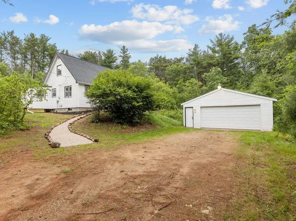 N6898 N Lake Dr, Wild Rose, WI 54984