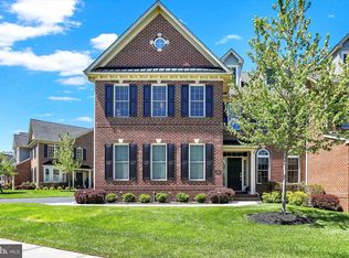 86 Rittenhouse Cir, Newtown, PA 18940