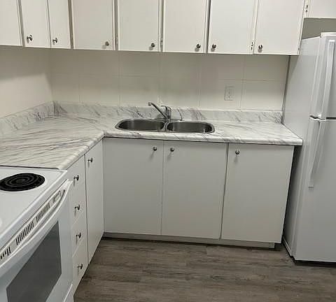 2nd image of 211 Nonquon Rd N #302