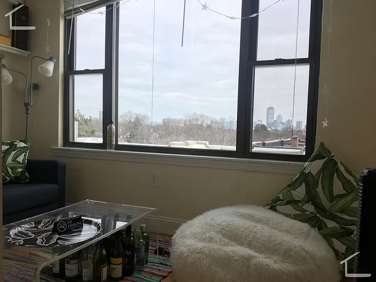 94 Pleasant St #4 — Photo 13
