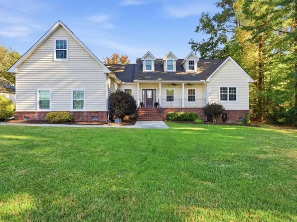 150 Semple Farm Rd, Hampton, VA 23666