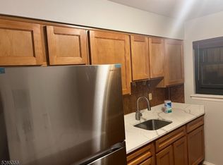 401 State Highway 22 N #B12U7-G, Plainfield, NJ 07060