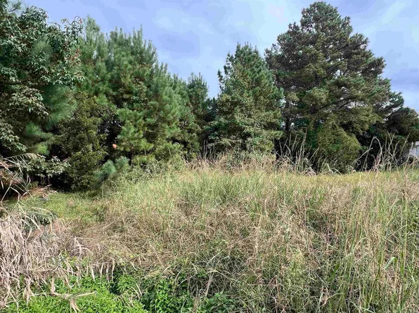 624 Fernando St, Manteo, NC 27954