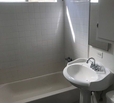 3rd image of 10309 S Inglewood Ave APT 7