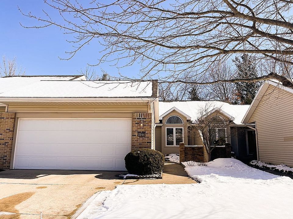 1st image of 2244 Meadowglen Dr NE