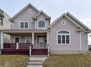 1942 N 20th St, Milwaukee, WI 53205