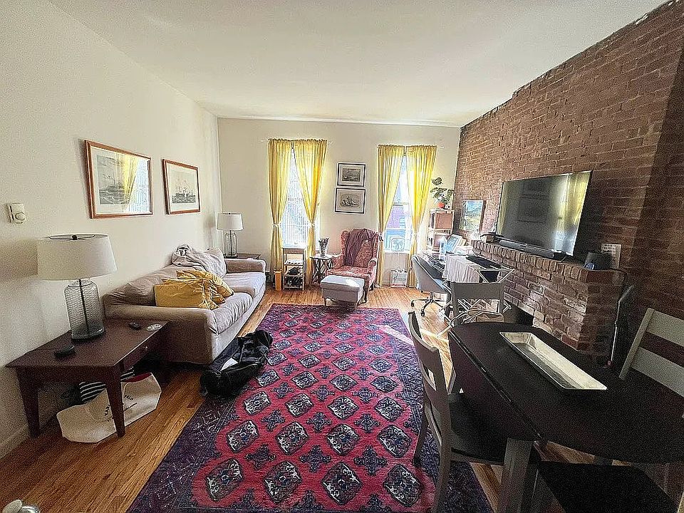 1st image of 493 Amsterdam Ave #3A