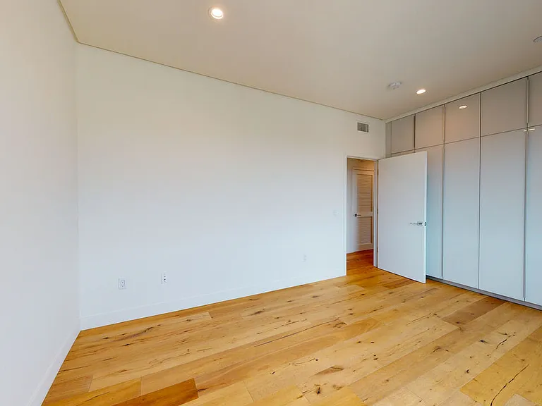 938 S Orange Grove Ave #203 — Photo 20