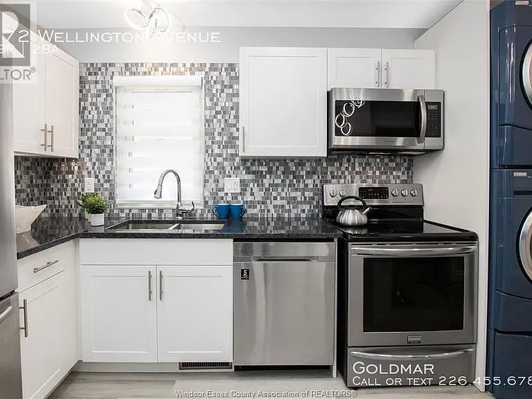 972 Wellington Ave #1 — Photo 17