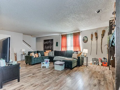 6916 Woodlake Dr #6920 Photo 1