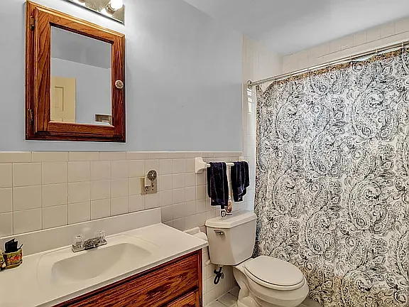 761 Ashland Ave — Photo 15