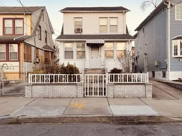 109-37 121st Street, South Ozone Park, NY 11420