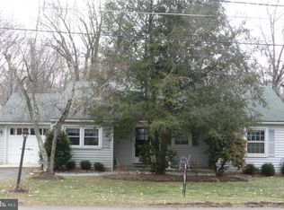 77 Red Hill Rd, Princeton, NJ 08540