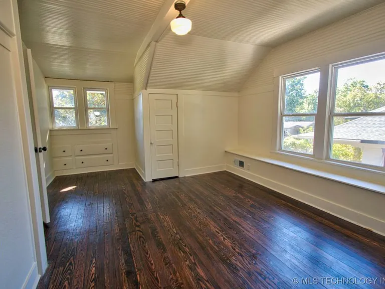 2310 Boston St — Photo 18