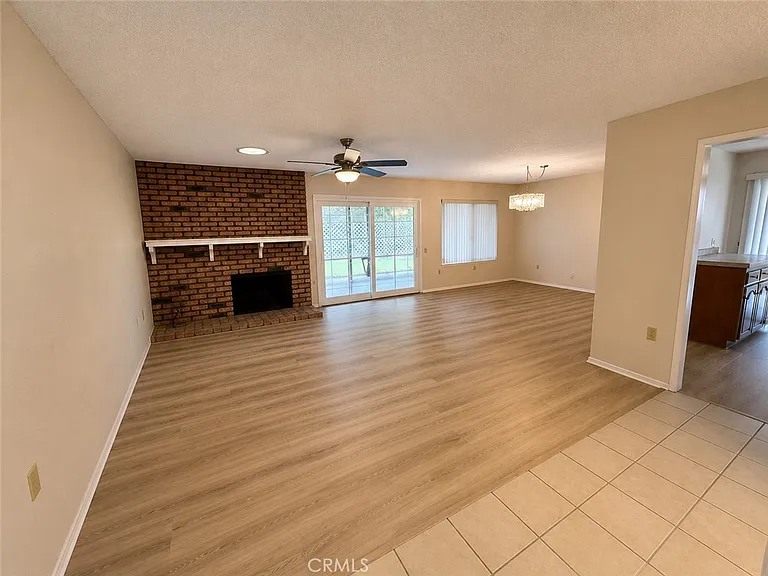 26196 Crestone Dr — Photo 5