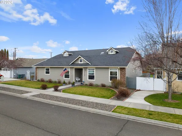 10103 Leonard Ln, Island City, OR 97850