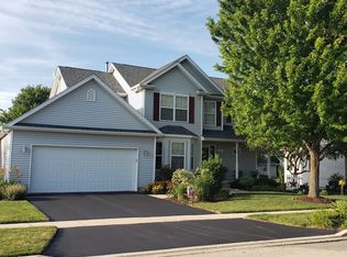 345 Serenity Ln, Dekalb, IL 60115