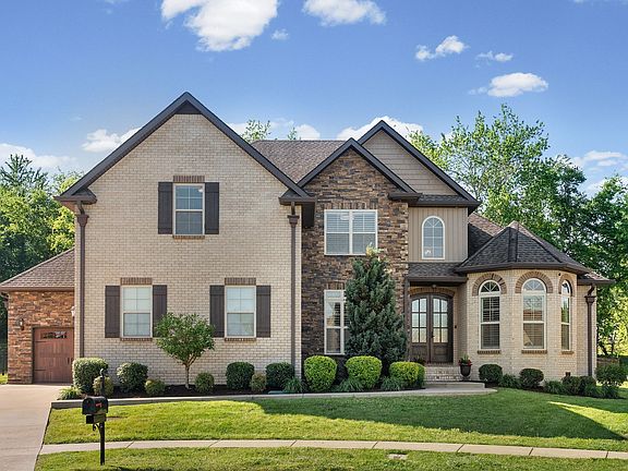 5th image of 251 Harrowgate Dr