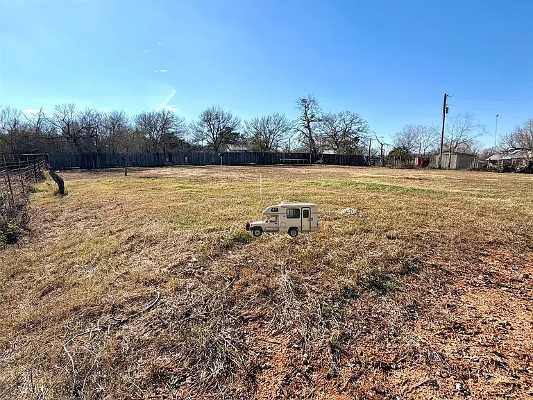 3248 Dale Ln — Photo 13