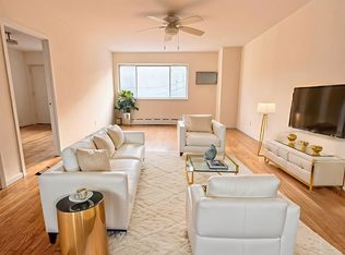 43-08 Broadway #2R, Astoria, NY 11103