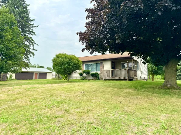 6352 Gavin Lake Ave NE, Rockford, MI 49341