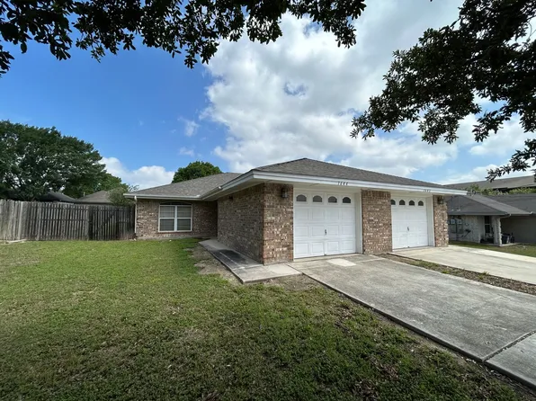 1644 W County Line Rd, New Braunfels, TX 78130