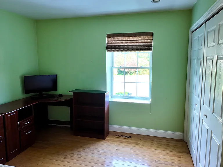 8 Hattie Ln — Photo 10