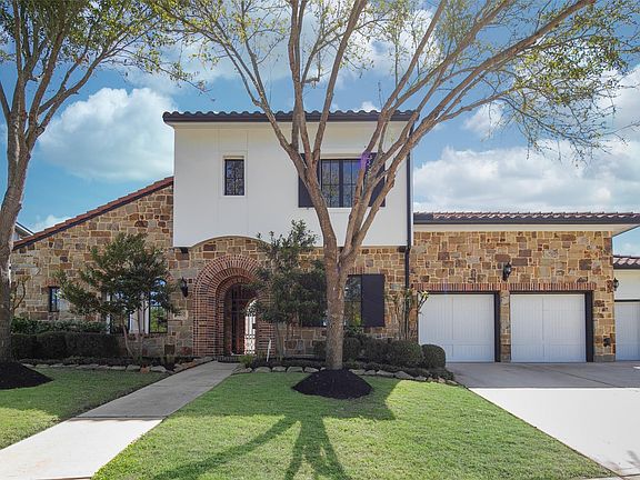 3rd image of 6307 Kennedy Hills Ct