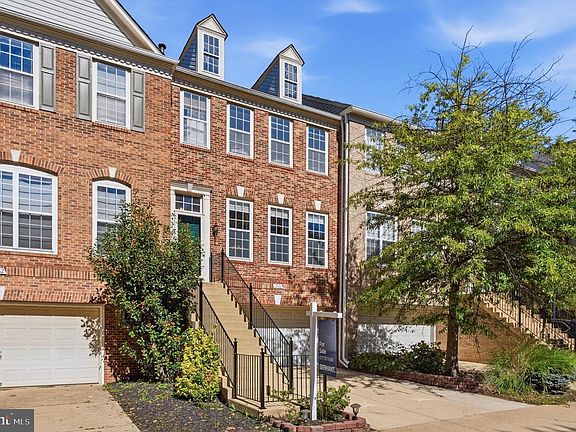 2nd image of 12880 Fair Valley Ct
