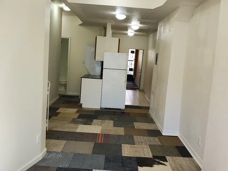 2359 McCulloh St #1A