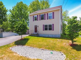 33 Humboldt St, Portland, ME 04103