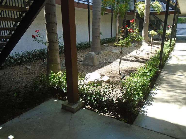 Stonewood Apartments — Photo 20