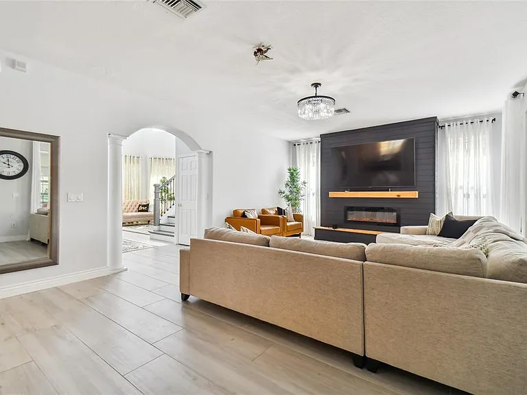 18026 Java Isle Dr — Photo 34