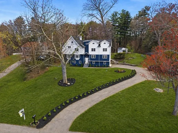 445 Salem St, North Andover, MA 01845