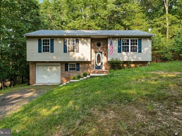 11516 Deadwood Dr, Lusby, MD 20657