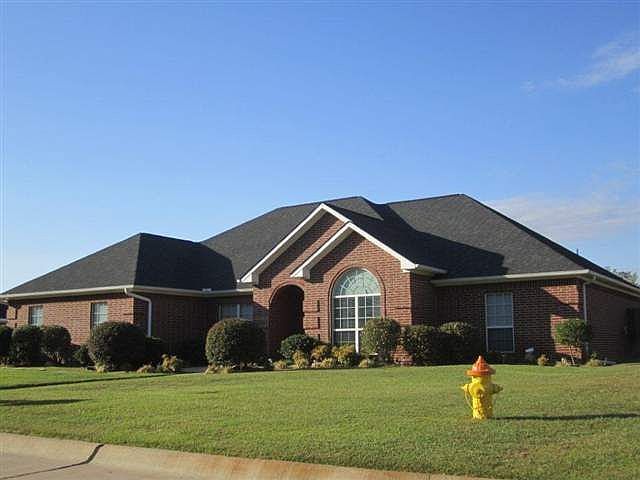 1st image of 2802 Landon Ln