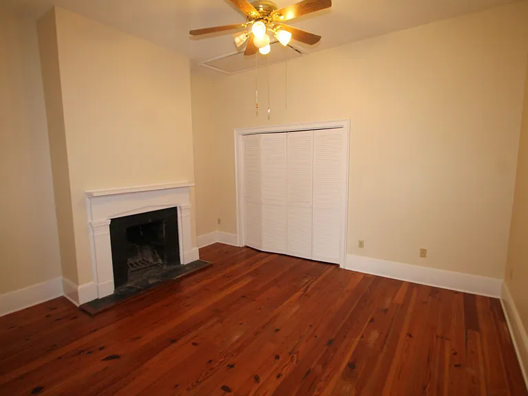 209 W Hall St #A — Photo 15