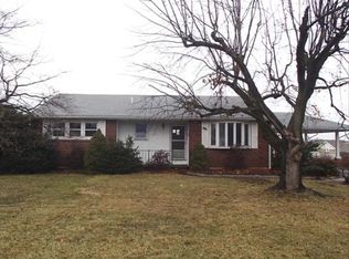 6120 Evelyn St, Harrisburg, PA 17111