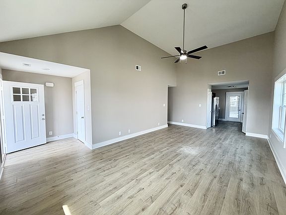 5th image of 18 Echo Rdg Lot 18