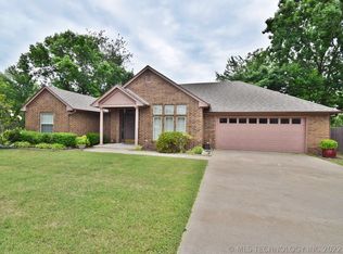 1510 Aspen Dr, Tahlequah, OK 74464