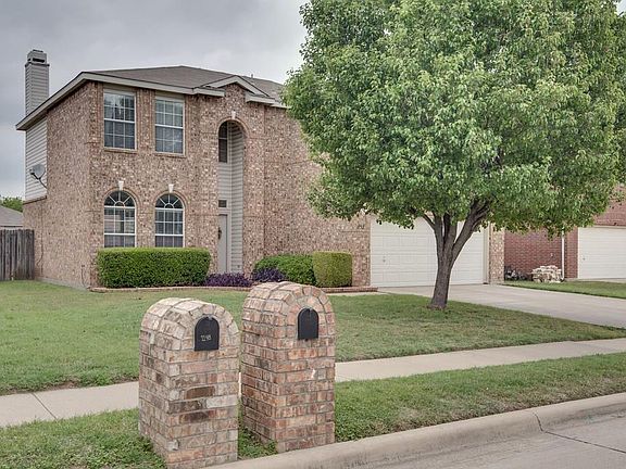 4th image of 1152 Roundhouse Dr